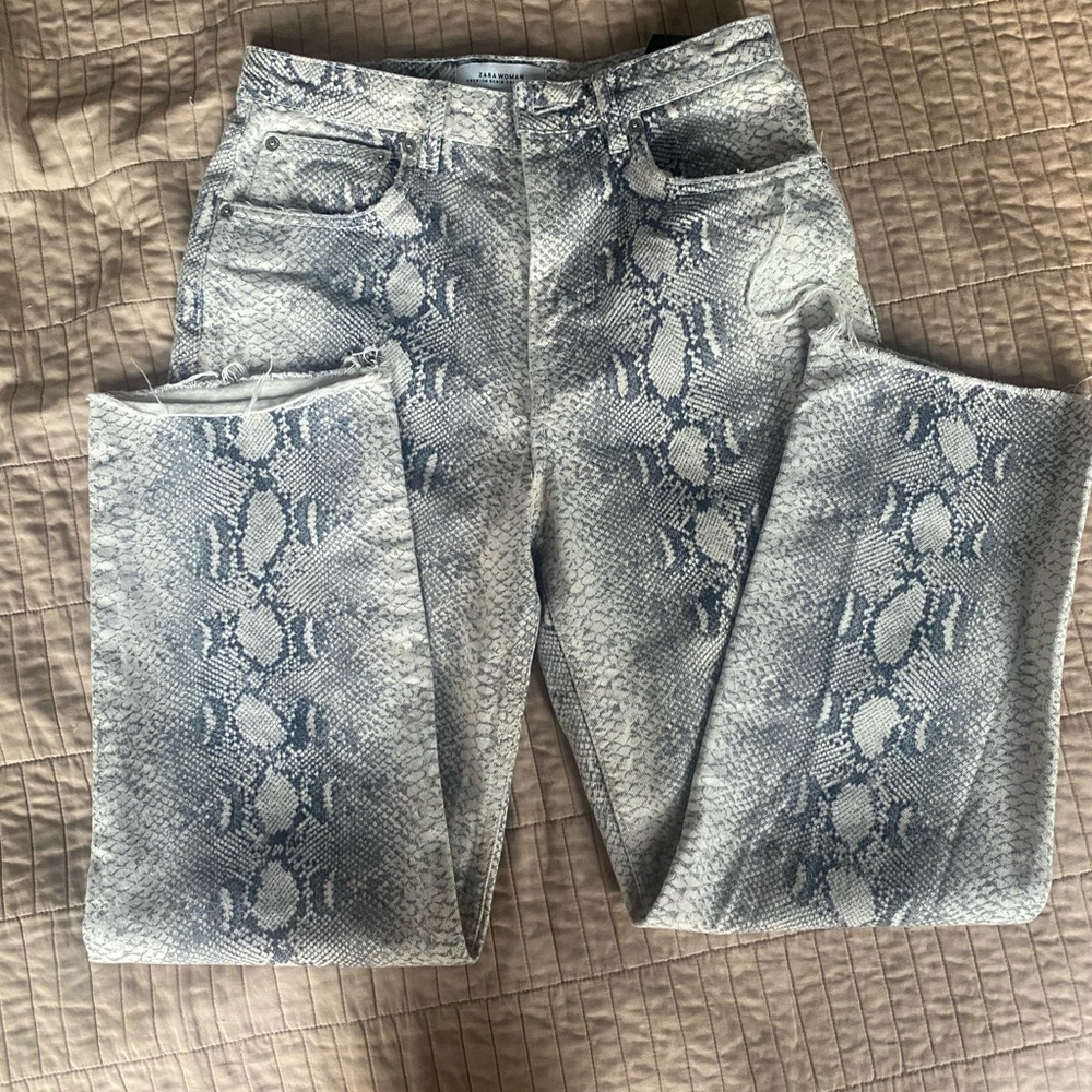 Zara Snake snakeskin print straight jeans